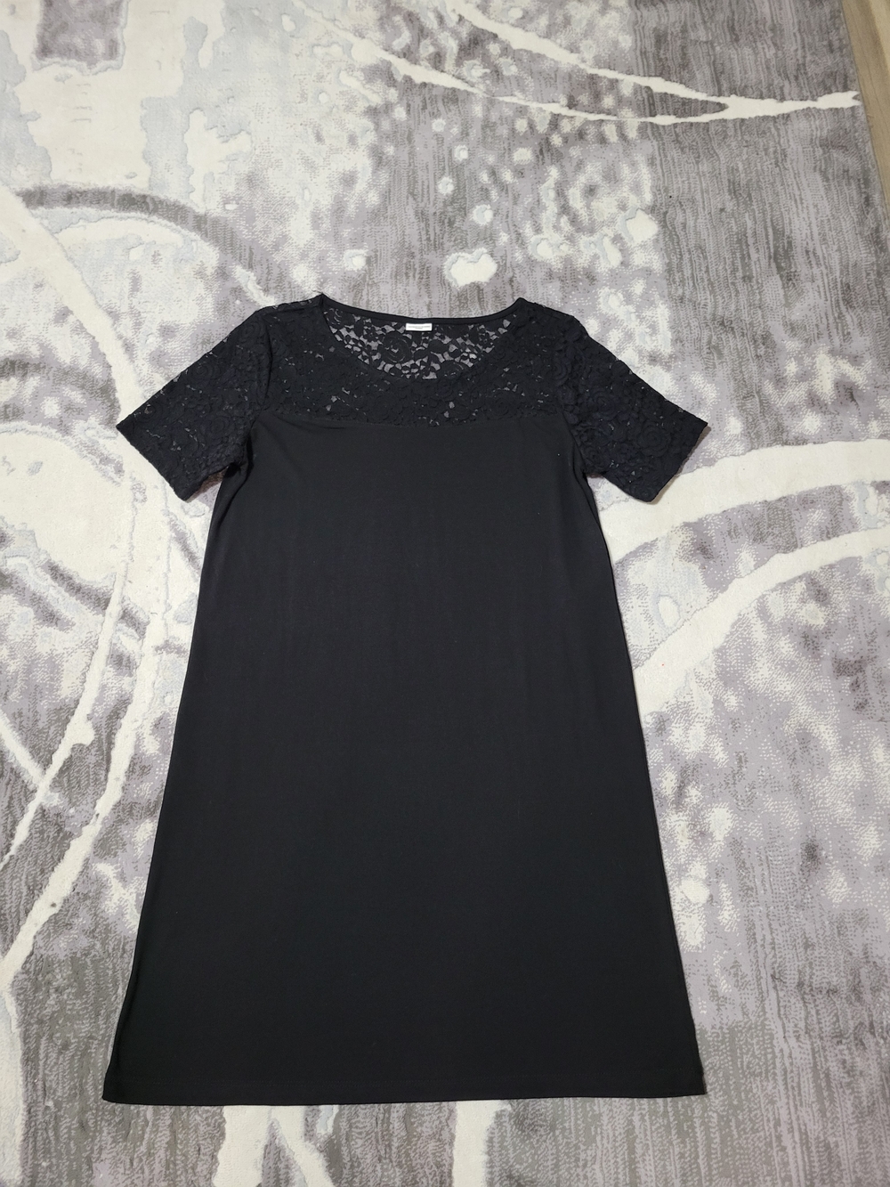 Elegant Black Lace Yoke Midi Dress Size M